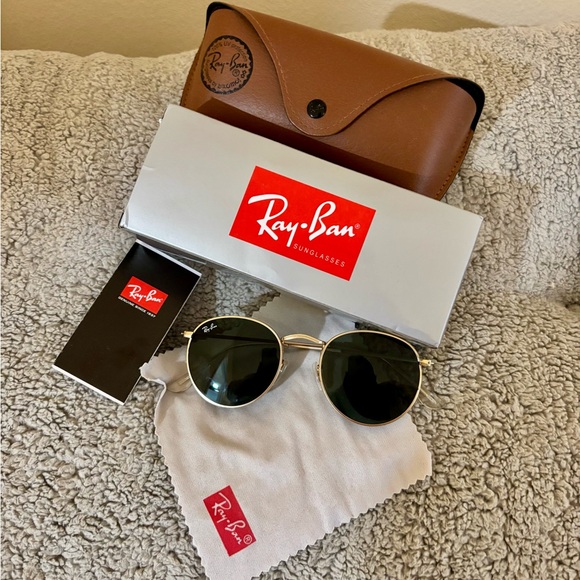Like-New RayBan RB3447 Round Metal Unisex Sunglasses - Picture 2 of 14